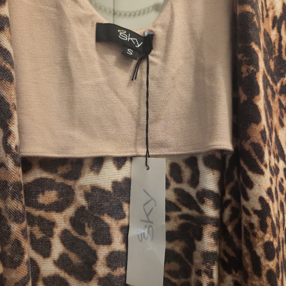 The Famous Brand " SKY" Worn By celebrities Leopard Print Kimono With Draping - Picture 2 of 11